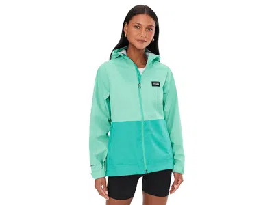 Mountain Hardwear Thresholdtm Jacket In Green