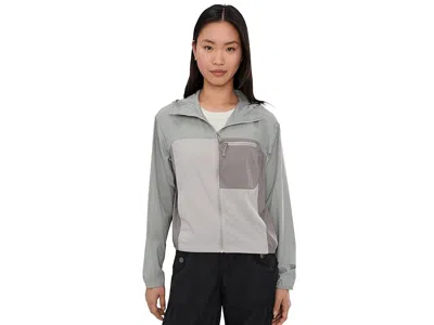 Mountain Hardwear Wind Veiltm Hooded Jacket In Gray