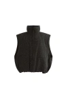 Moustache Grid-pattern Quilted Vest In Black