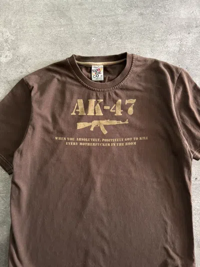 Pre-owned Movie X Vintage Y2k Ak-47 Jackie Brown Movie Brown T-shirt