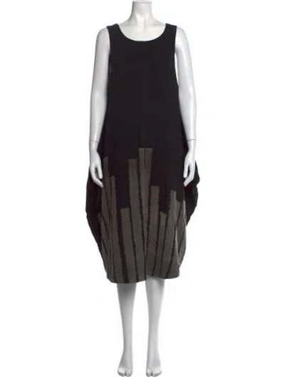 Pre-owned Moyuru Printed Midi Length Dress In Black