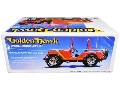 Mpc Skill 2 Model Kit 1981 Jeep Cj5 Golden Hawk 1/25 Scale Model Car By