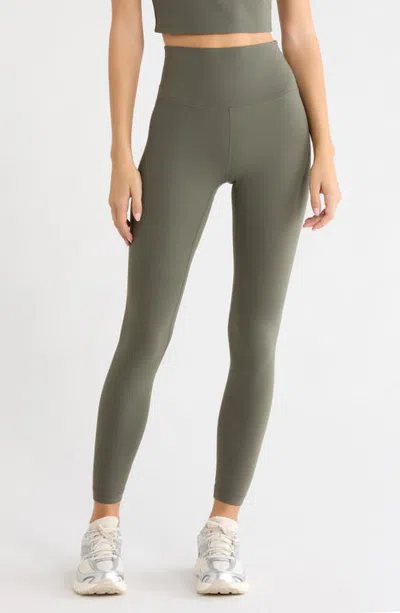 Mpg Cloud Leggings In Green