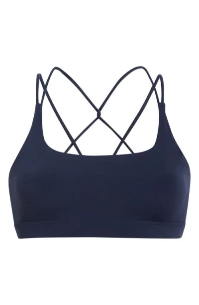 Mpg Cloud Strappy Sports Bra In Blue