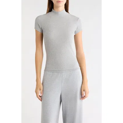 Mpg Mock Neck Short Sleeve Ribbed Top In Gray