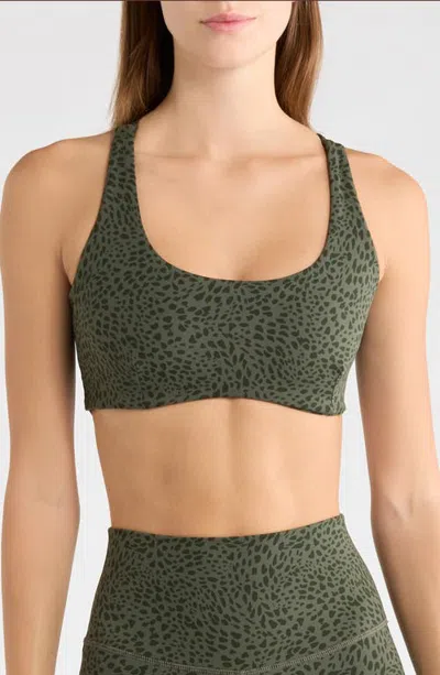 Mpg Printed V-strap Open Back Sports Bra In Gray