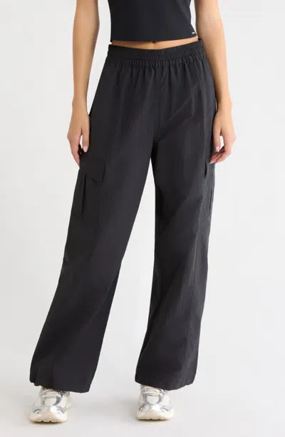 Mpg Wide Leg Cargo Pants In Black