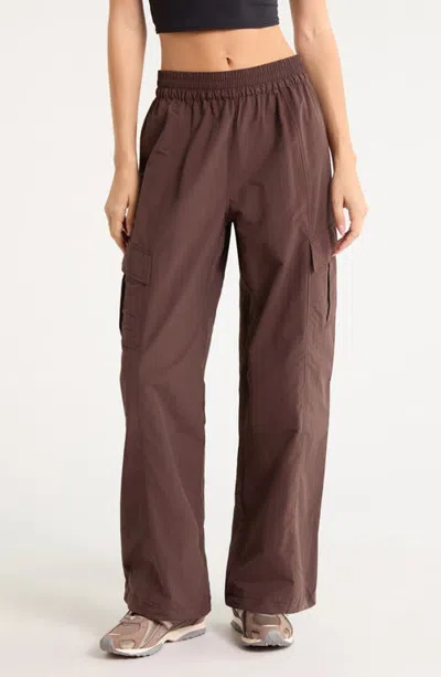 Mpg Wide Leg Cargo Pants In Brown