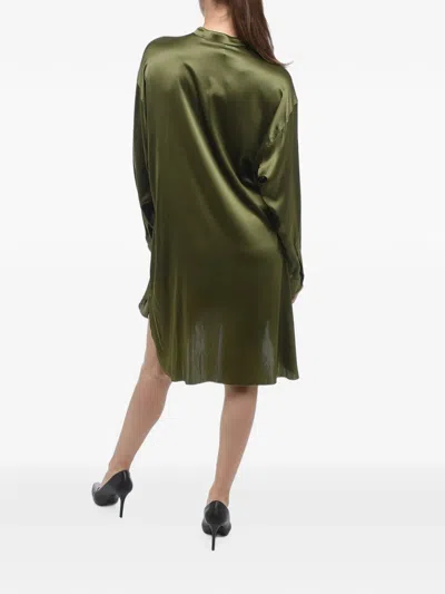 Mr.mrs Shirt Gioia Asymmetric-hem Satin Shirt In Green
