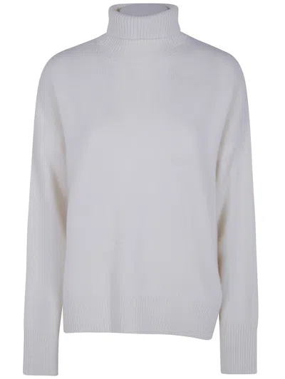 Mrz Turtleneck Oversized Sweater In White