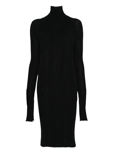 Mrz Virgin Wool Midi Dress In Black