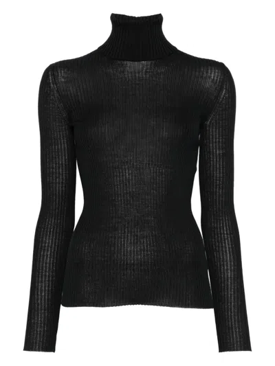 Mrz Wool Turtle-neck Sweater In Black