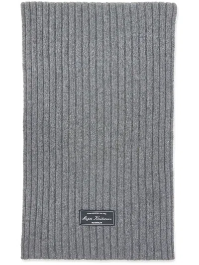 Msgm Logo-patch Ribbed-knit Scarf In Grey