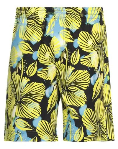 MSGM MSGM MAN SHORTS & BERMUDA SHORTS YELLOW SIZE 36 COTTON