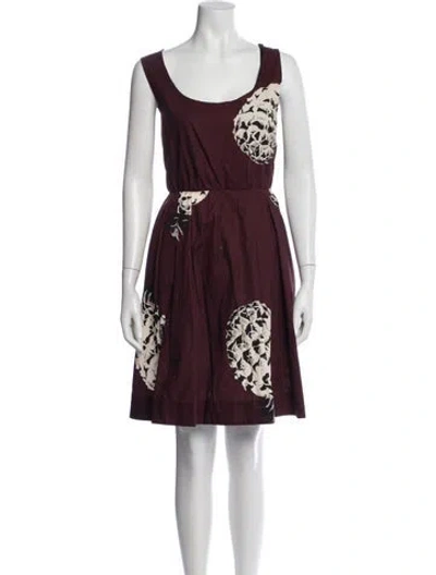 Pre-owned Msgm Printed Knee-length Dress In Burgundy