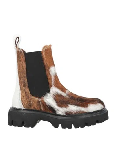 Msgm Woman Ankle Boots Camel Size 8 Leather In Beige