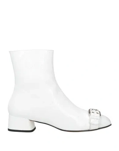 Msgm Woman Ankle Boots White Size 7 Leather In Multi