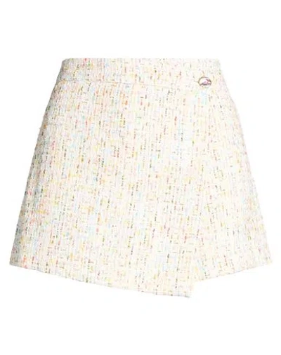 Msgm Woman Shorts & Bermuda Shorts White Size 12 Polyester