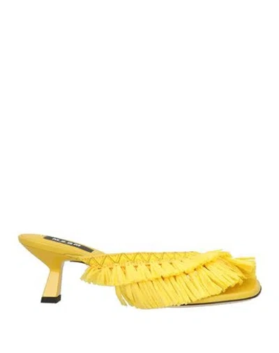 Msgm Woman Thong Sandal Yellow Size 8 Leather, Synthetic Raffia, Textile Fibers