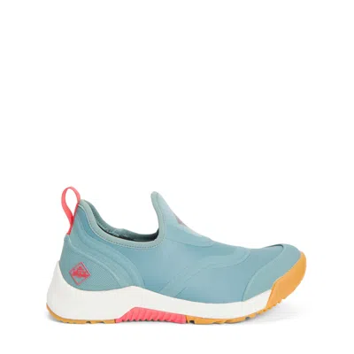 Muck Women's Outscape Low Outscape Women In Trooper M In Blue