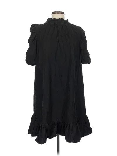 Pre-owned Mud Pie Casual Dress In Black