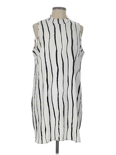 Pre-owned Mud Pie Casual Dress In Silver