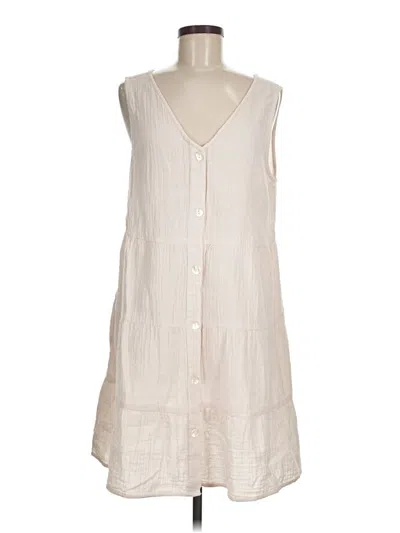Pre-owned Mud Pie Casual Dress In White