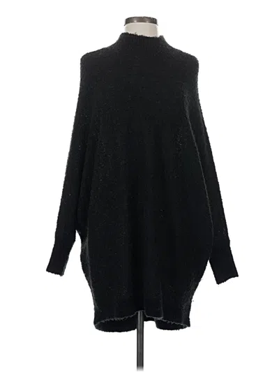 Pre-owned Mud Pie Poncho In Black