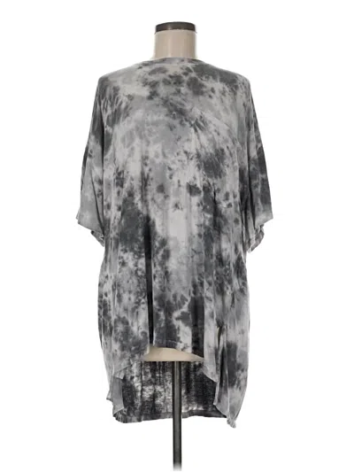 Pre-owned Mud Pie Sleeveless T-shirt In Gray