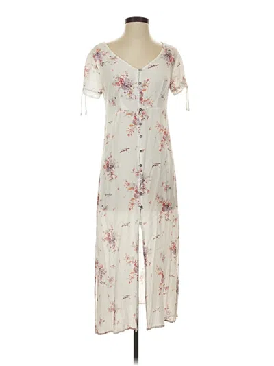 Pre-owned Mudd Casual Dress In Ivory