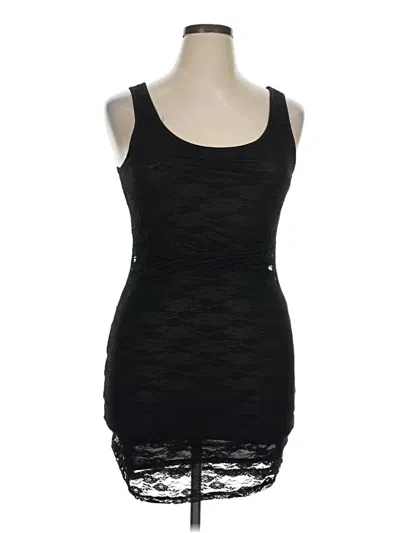 Pre-owned Mudd Cocktail Dress In Black