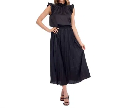 Mudpie Townes Pleated Midi Skirt In Black