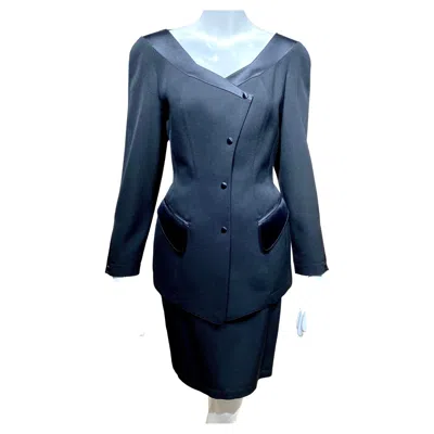 Pre-owned Mugler 1990s Thierry  Black Fitted Peplum Jacket Suit