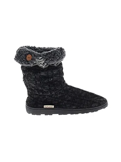 Pre-owned Muk Luks Boots In Black