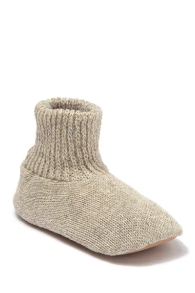 Muk Luks Morty Faux Fur Lined Slipper In Neutral