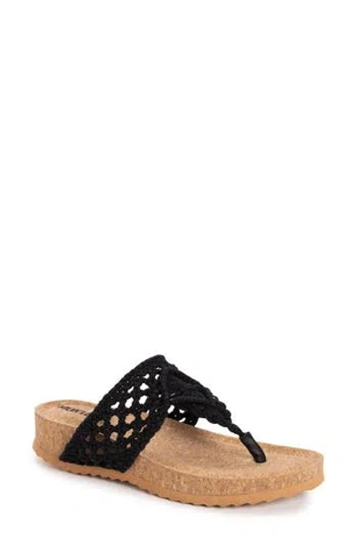 Muk Luks Pippen Platform Slide Sandal In Black