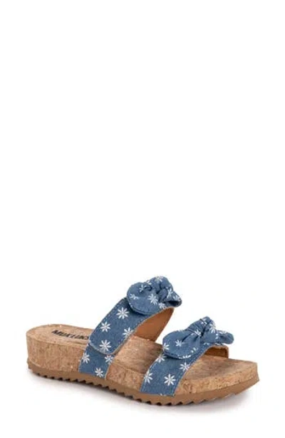 Muk Luks Posie Platform Sandal In Denim