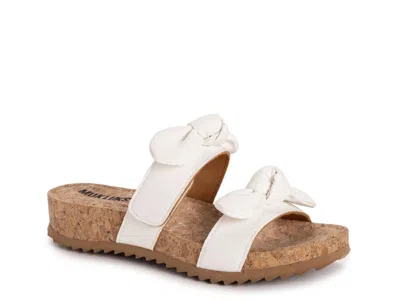 Muk Luks Posie Sandal In White
