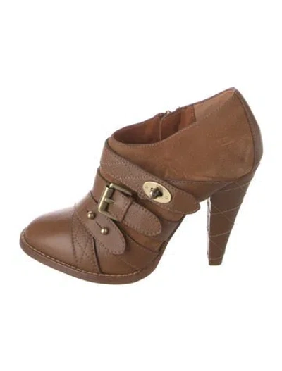 Pre-owned Mulberry Leather Pumps In Brown
