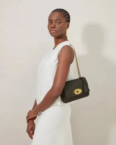 Mulberry Lily Heavy Grain