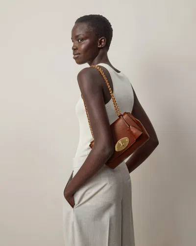 Mulberry Lily Oak Small Classic Grain