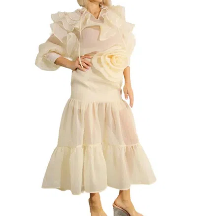 Mulla Flower Belt Organza Skirt In French Vanilla In Multi