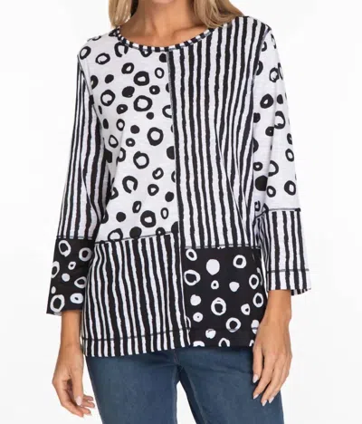 Multiples Tell Me Now Tunic In Black/white In Multi