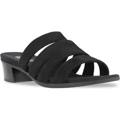 Munro Adrianne Sandal In Black Suede