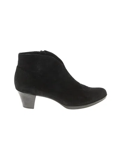 Pre-owned Munro American Ankle Boots In Black