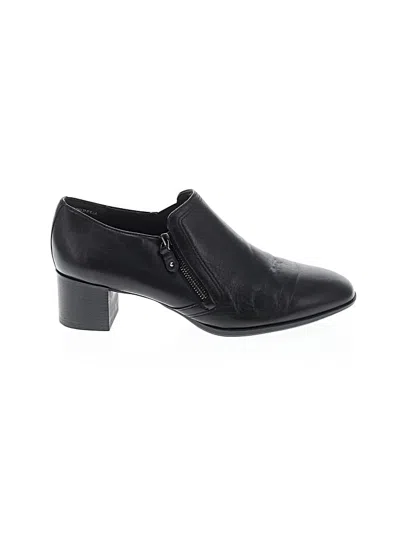 Pre-owned Munro American Ankle Boots In Black