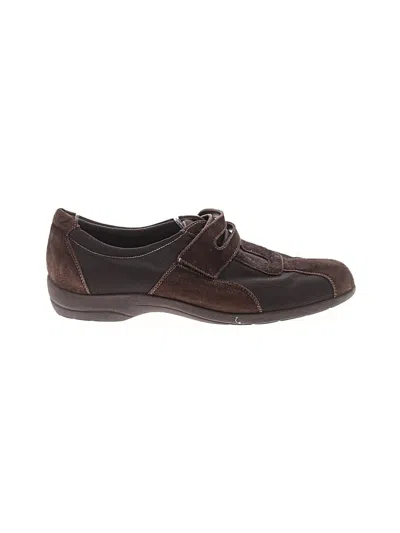 Pre-owned Munro American Flats In Brown