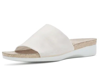 Munro Casita In White
