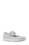 Munro Cass Mary Jane Flat In Taupe Nubuck