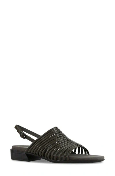 Munro Celia Slingback Sandal In Black